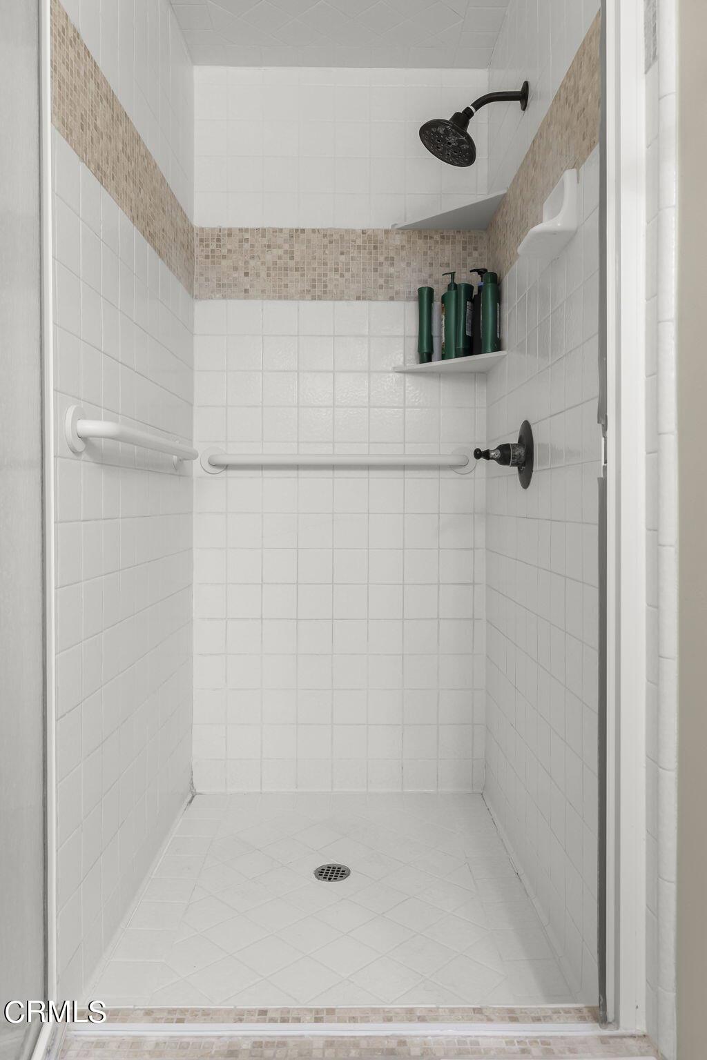 121 W Pleasant Street