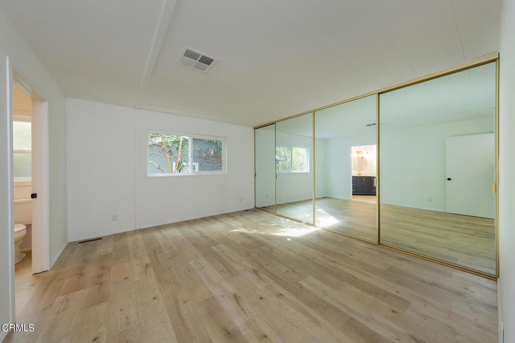 950 Woodland Avenue 17