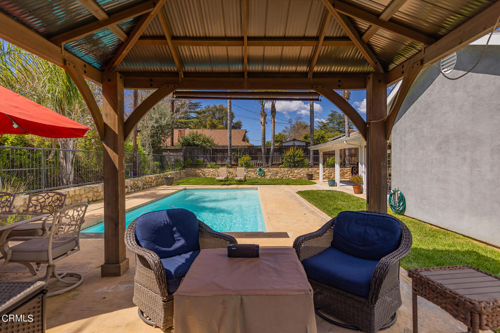 1084 Woodland Avenue