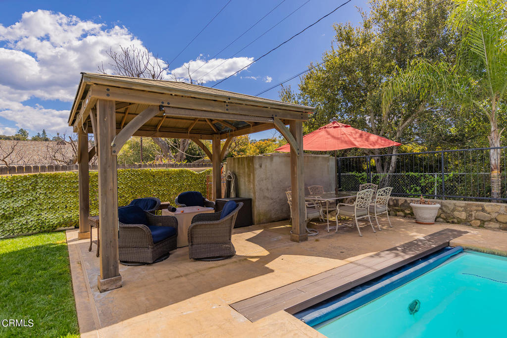 1084 Woodland Avenue