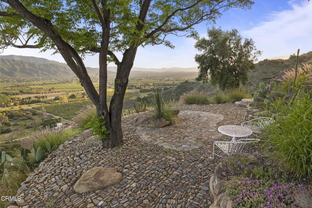 1807 Ladera Road