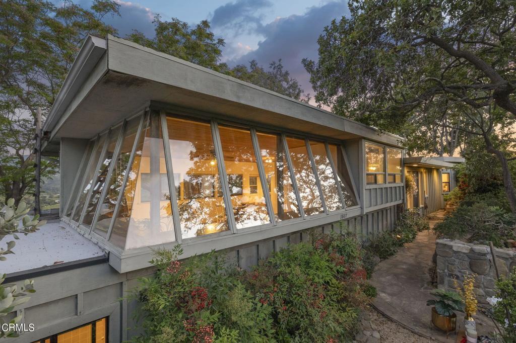 1807 Ladera Road