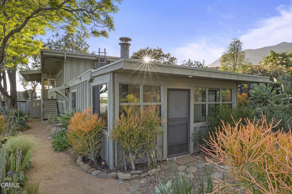 1807 Ladera Road
