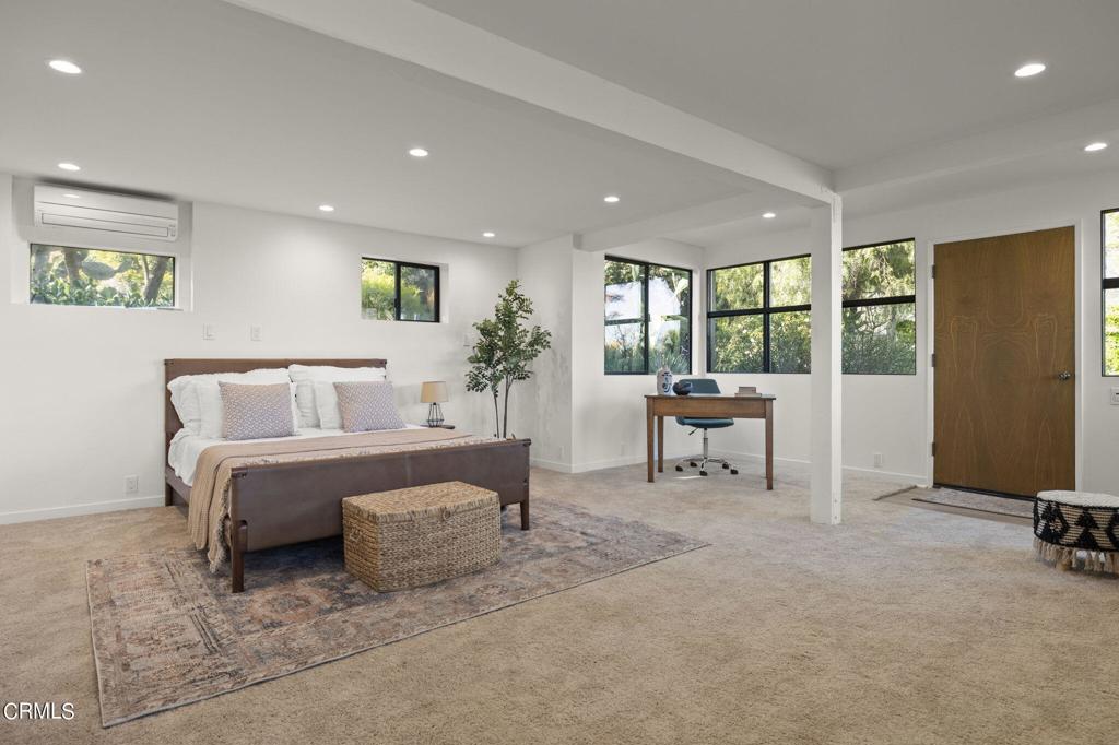 1807 Ladera Road