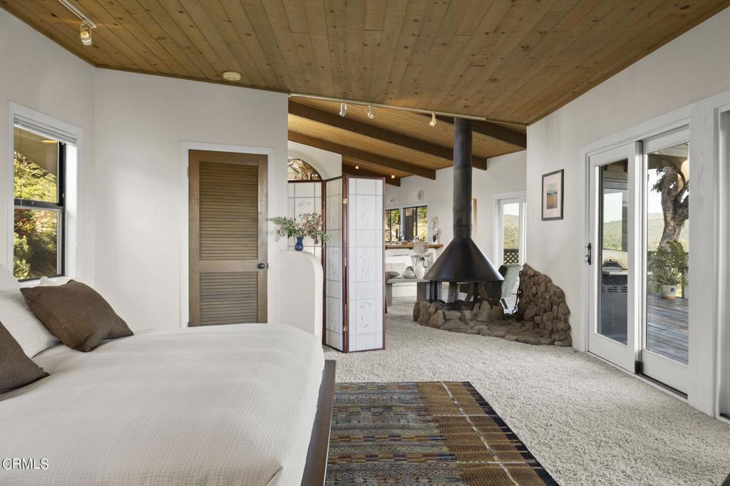 1807 Ladera Road