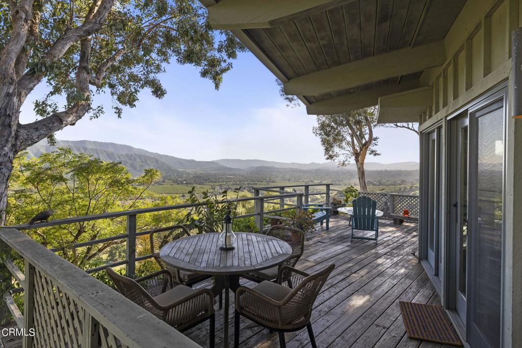 1807 Ladera Road