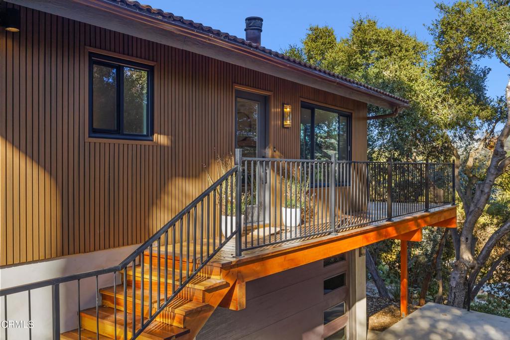 2238 Los Encinos Road