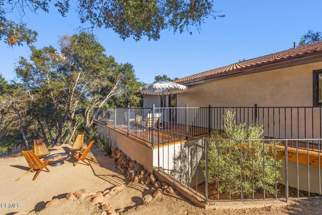 2238 Los Encinos Road
