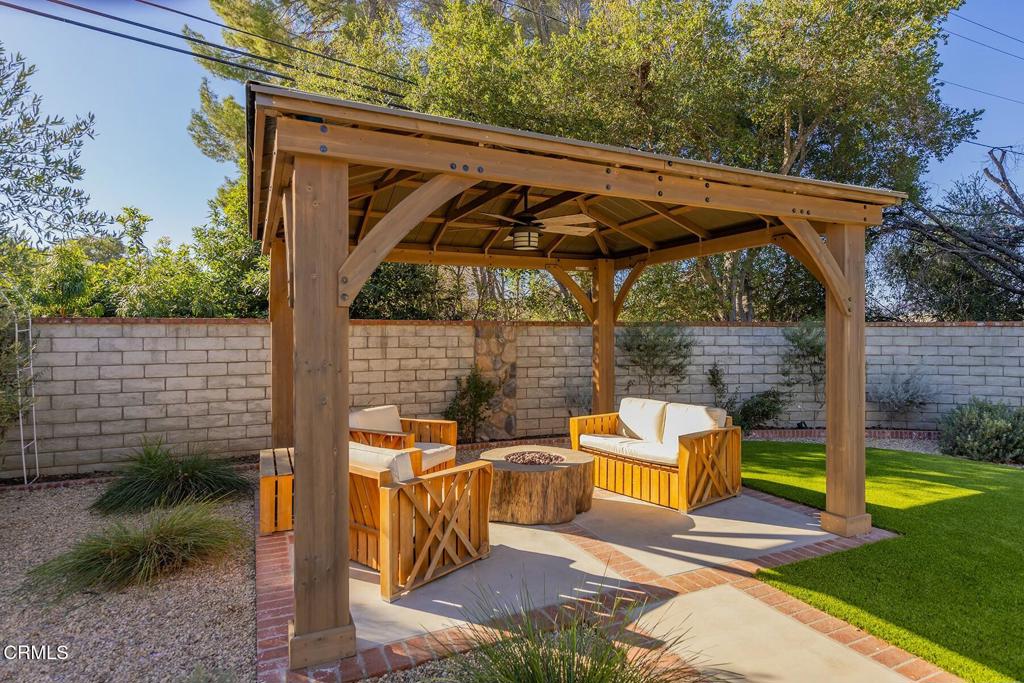 1186 Alviria Drive