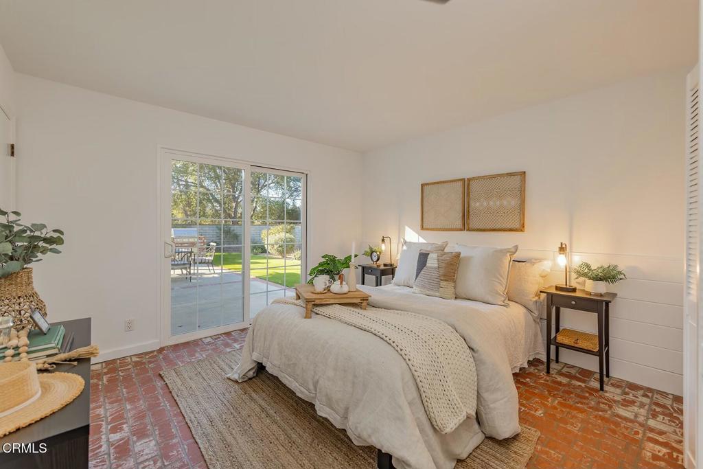 1186 Alviria Drive