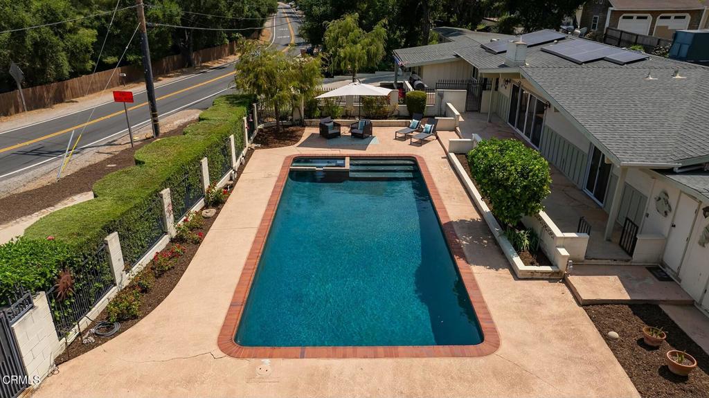 2027 Burnham Road
