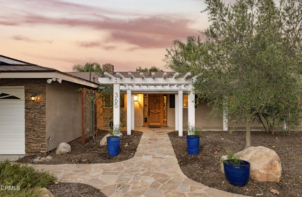 365 Encino Drive