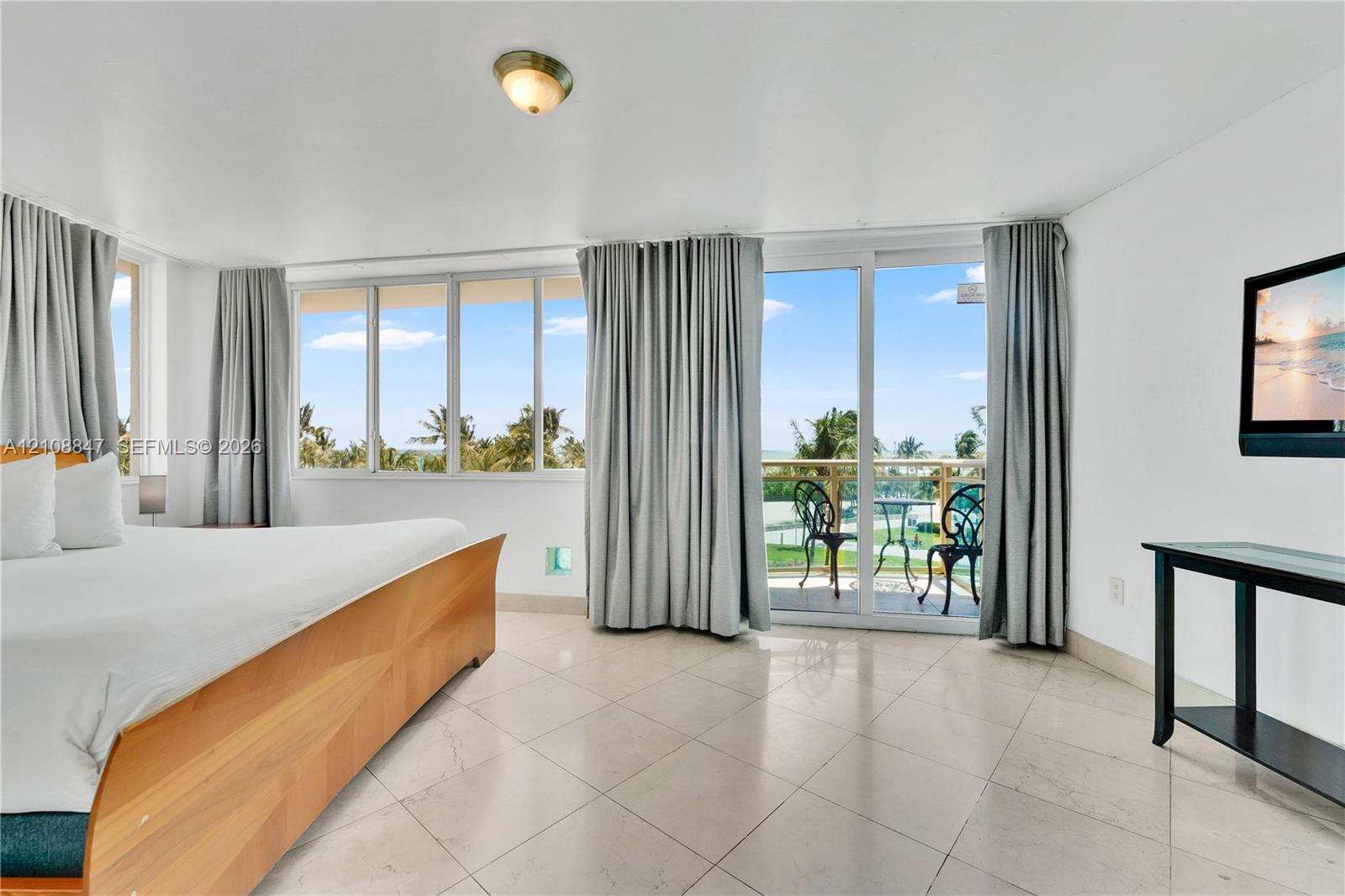 524 Ocean Dr