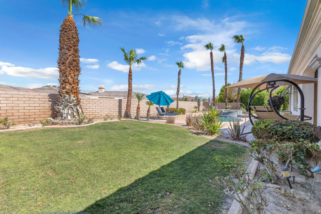 2250 N Hermosa Drive