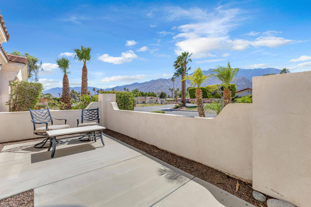 2250 N Hermosa Drive