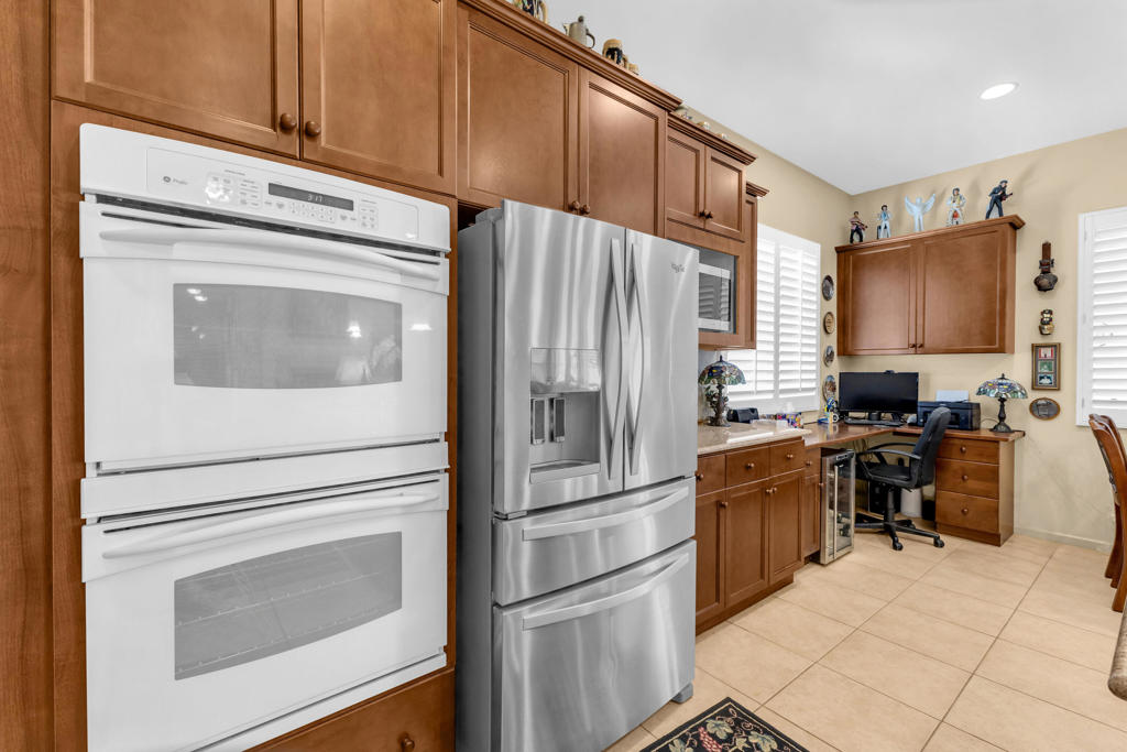 2250 N Hermosa Drive