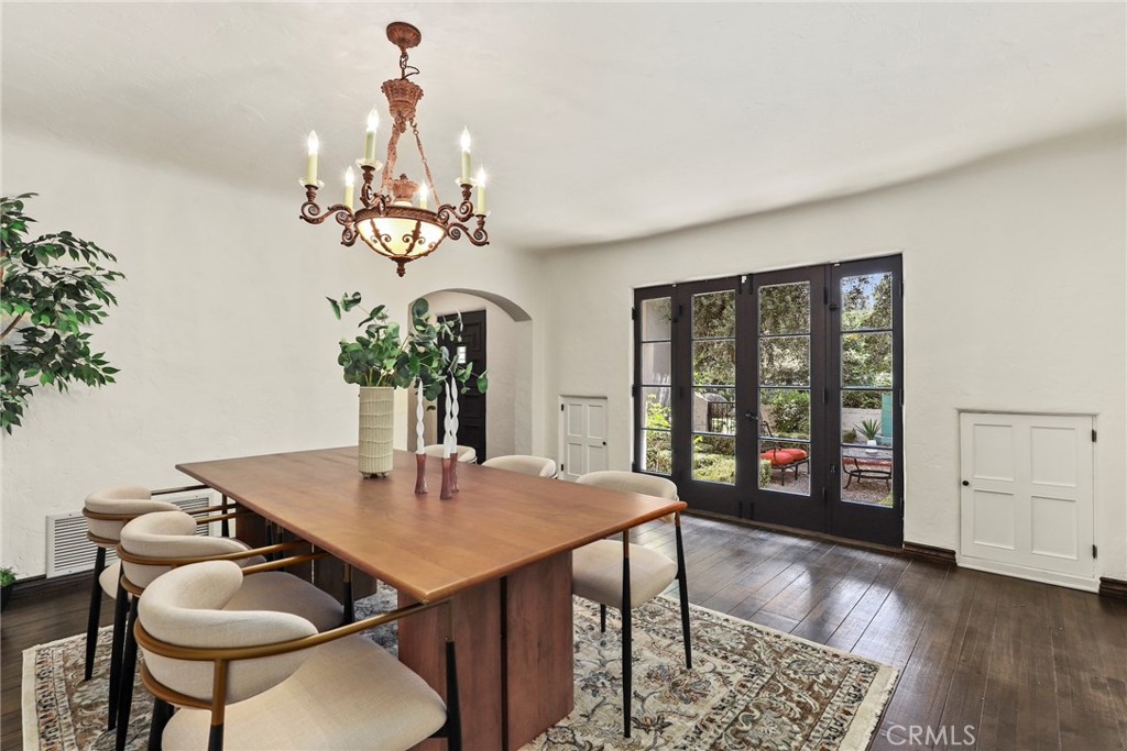 2297 Midlothian Drive