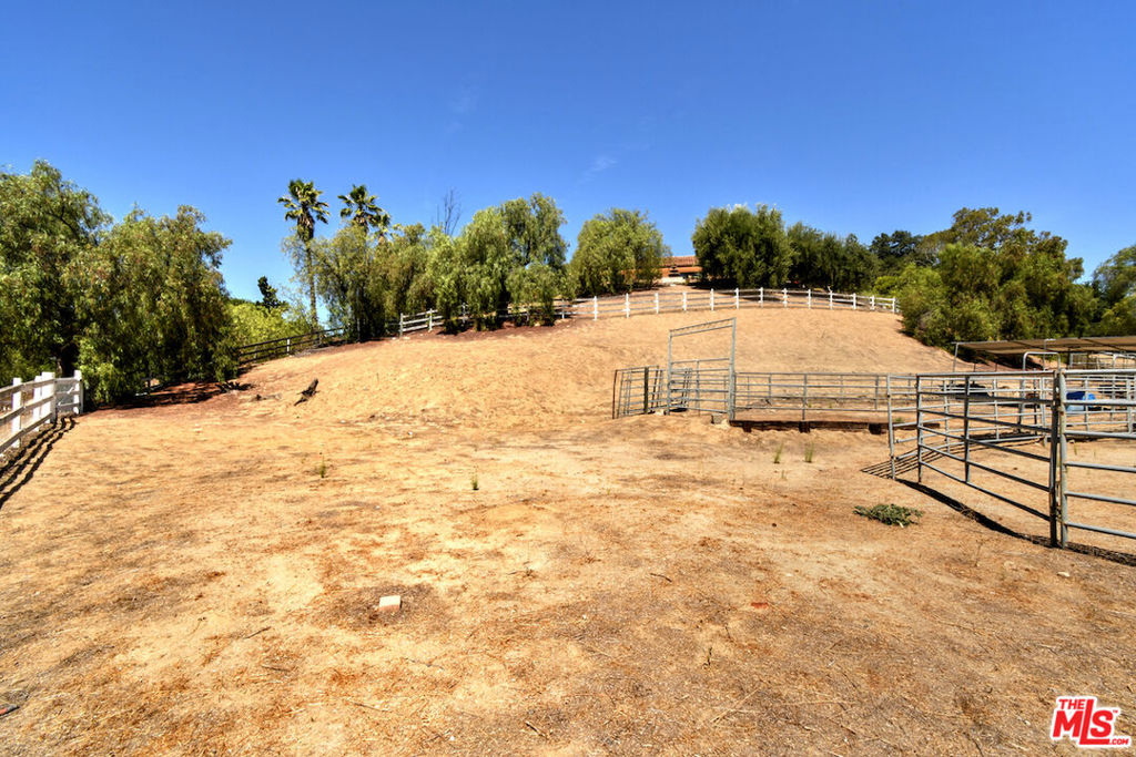 24926 Jim Bridger Road