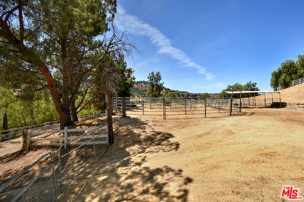 24926 Jim Bridger Road
