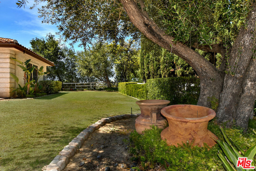 24926 Jim Bridger Road