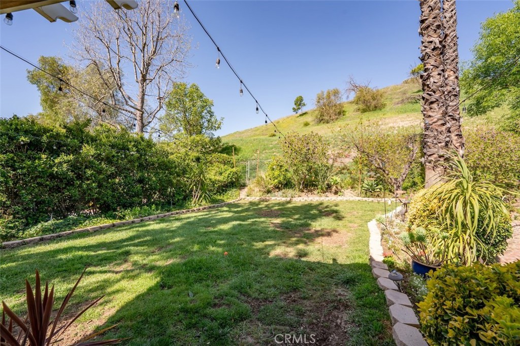 27093 Esward Drive