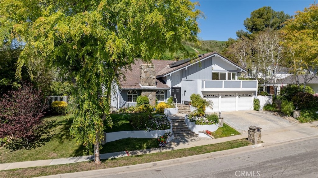 27093 Esward Drive
