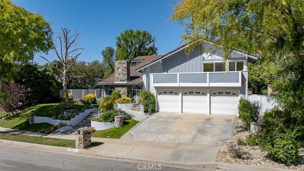 27093 Esward Drive