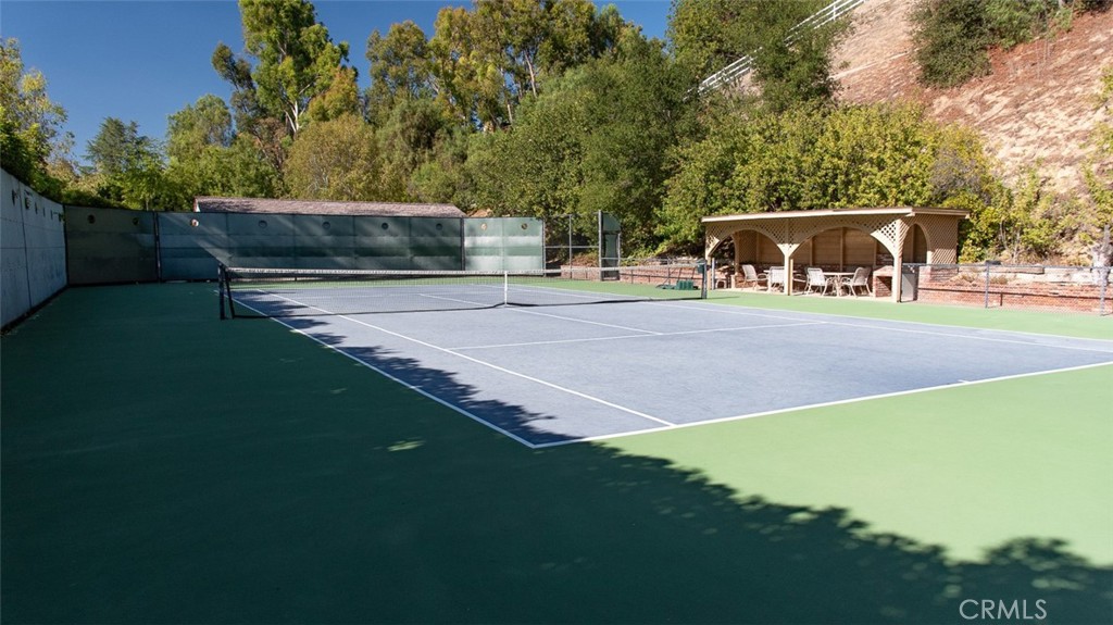 5250 Scott Robertson Road