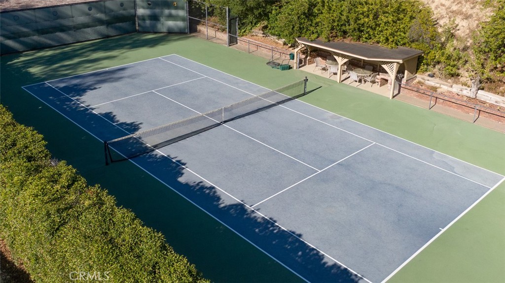 5250 Scott Robertson Road