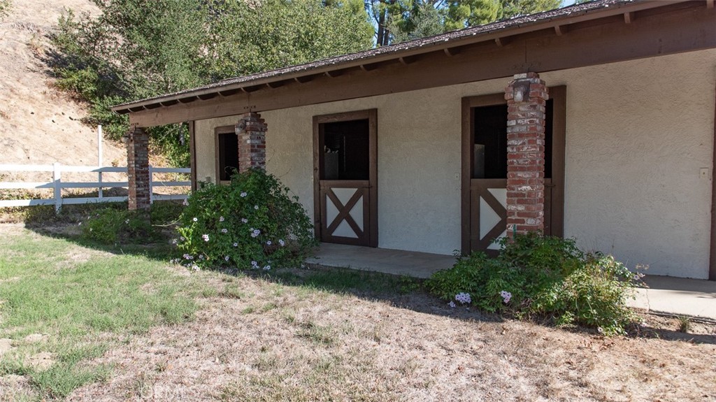 5250 Scott Robertson Road