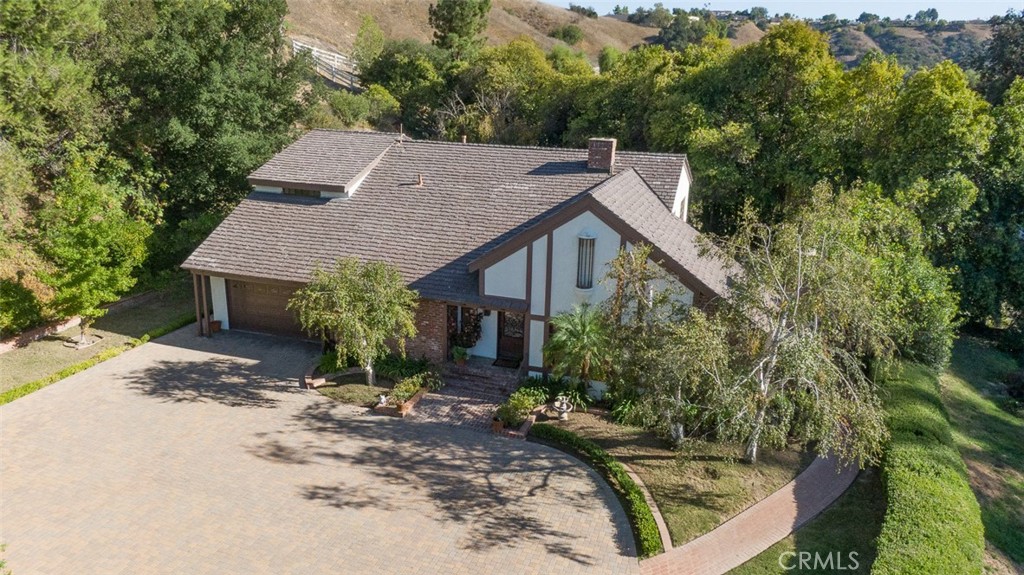 5250 Scott Robertson Road