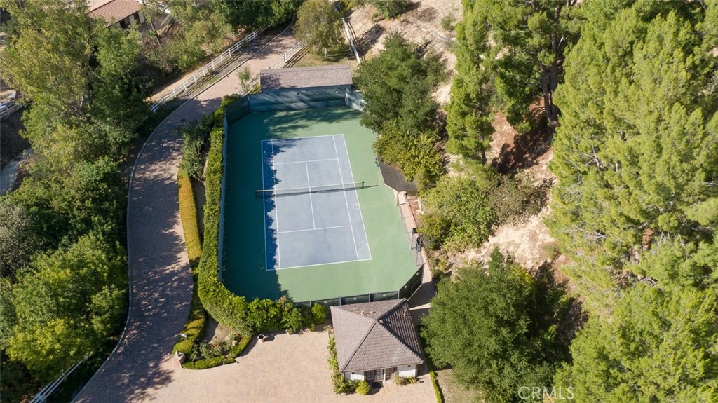 5250 Scott Robertson Road