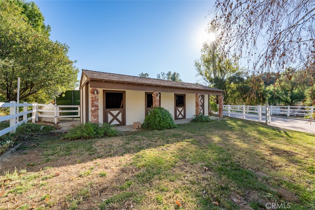 5250 Scott Robertson Road