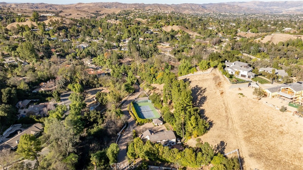 5250 Scott Robertson Road