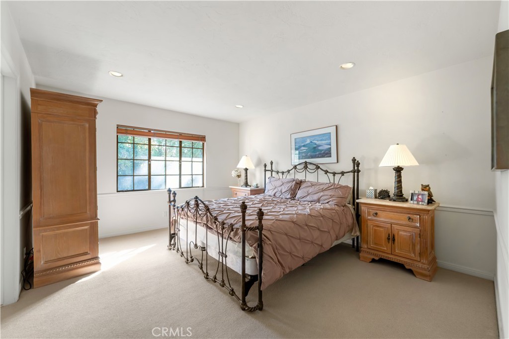 5250 Scott Robertson Road
