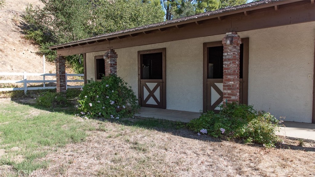 5250 Scott Robertson Road