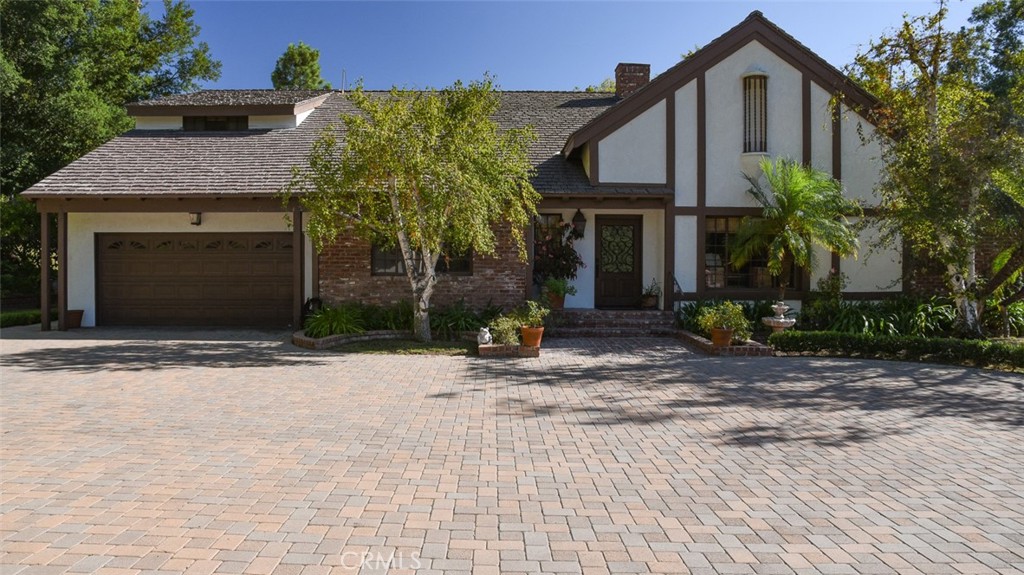 5250 Scott Robertson Road