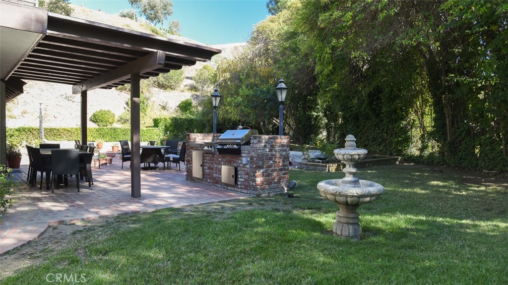 5250 Scott Robertson Road