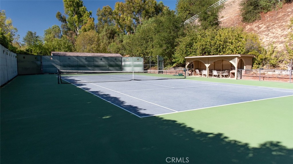 5250 Scott Robertson Road