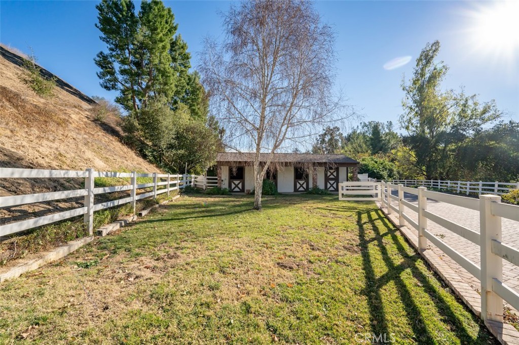 5250 Scott Robertson Road