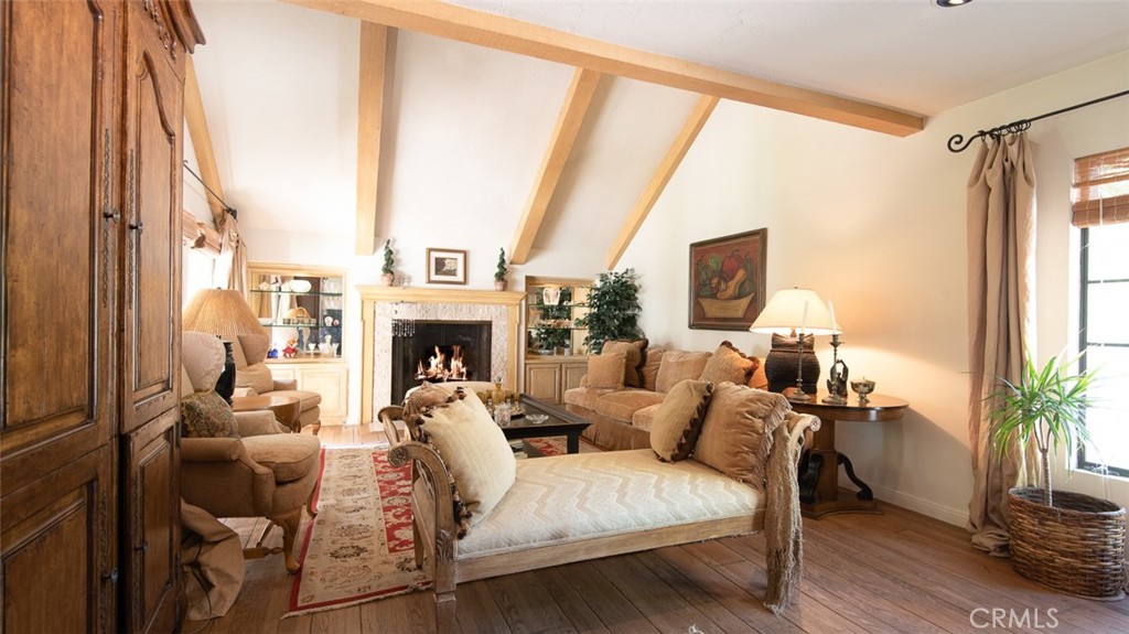 5250 Scott Robertson Road