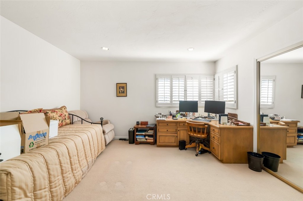 5250 Scott Robertson Road
