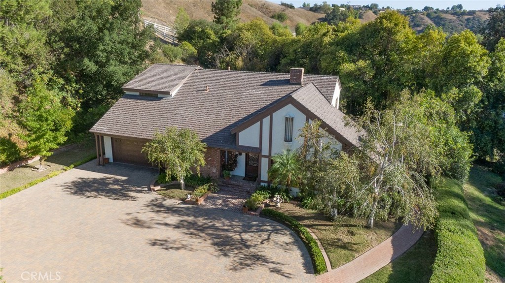 5250 Scott Robertson Road