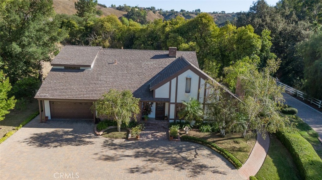 5250 Scott Robertson Road