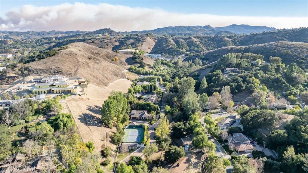 5250 Scott Robertson Road
