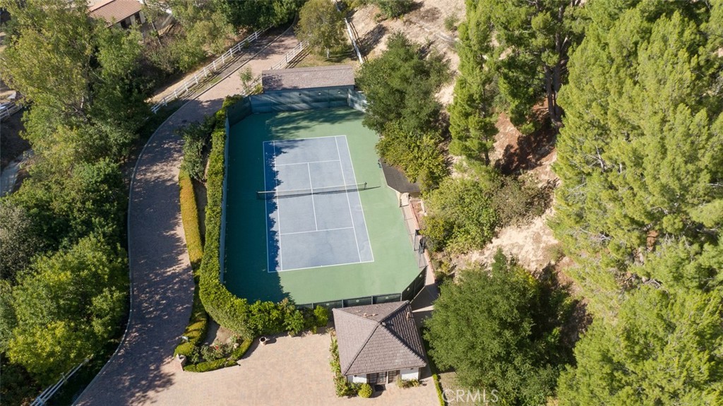 5250 Scott Robertson Road