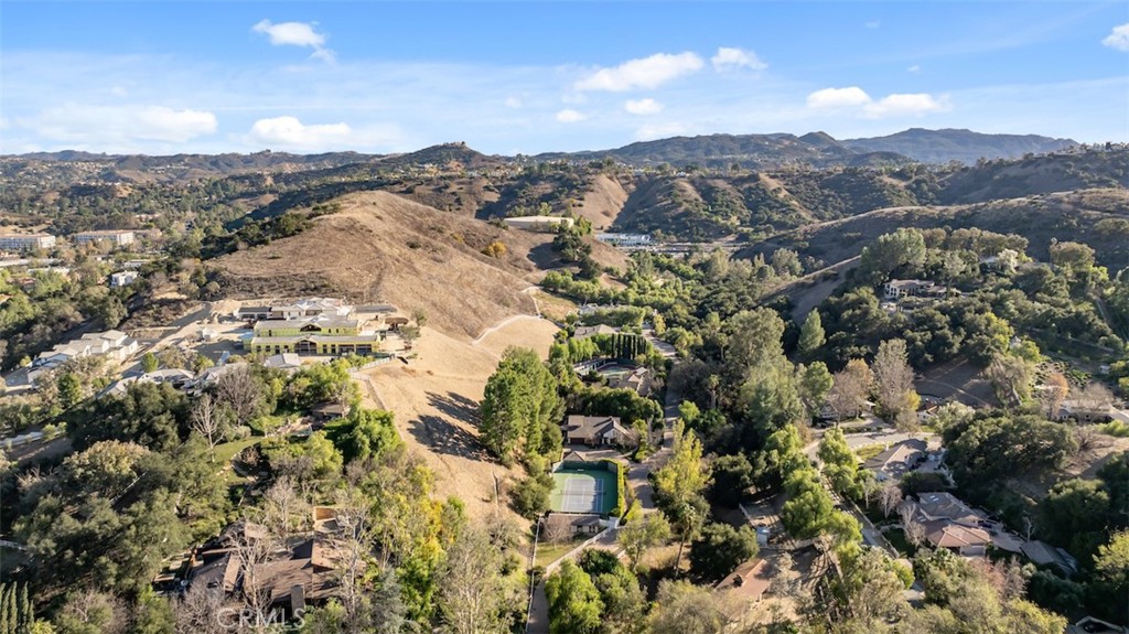 5250 Scott Robertson Road