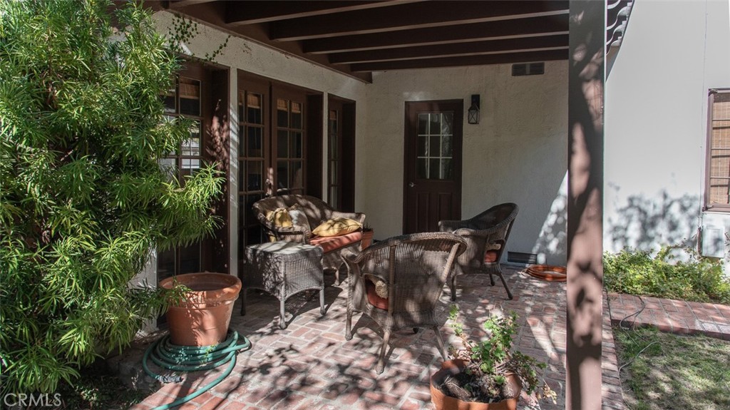 5250 Scott Robertson Road