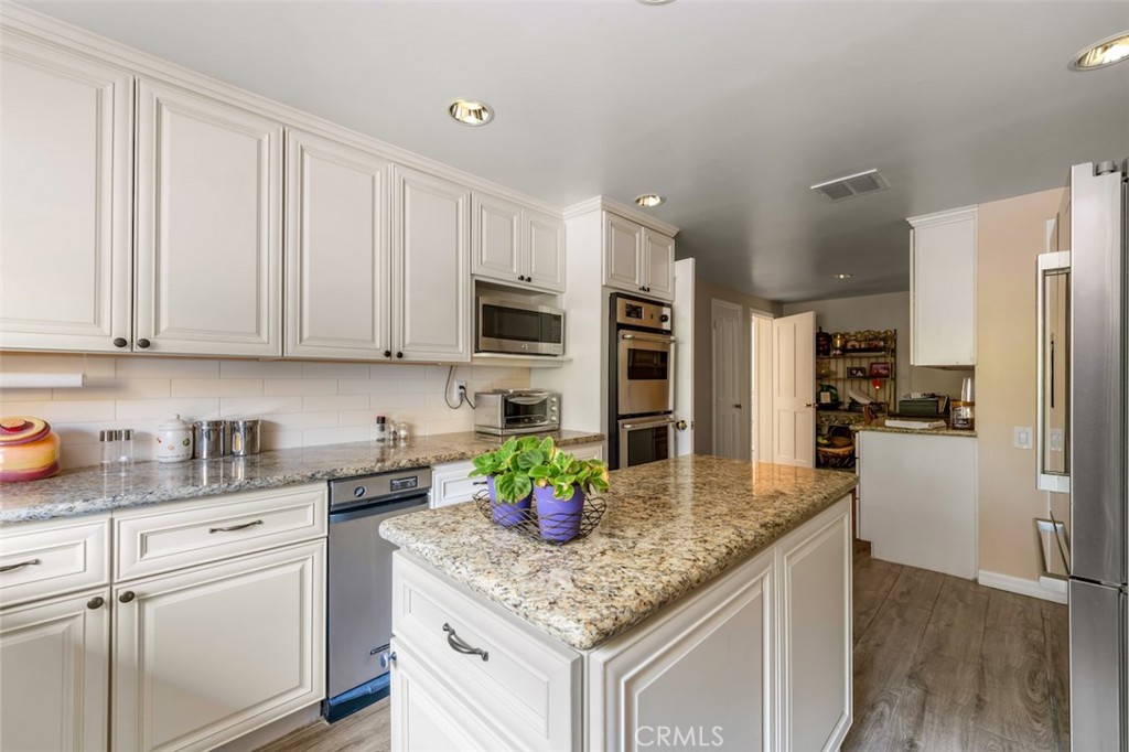 5250 Scott Robertson Road