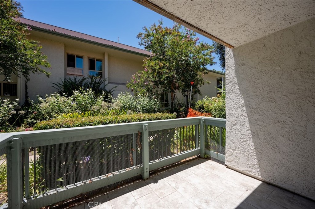 4642 Park Granada